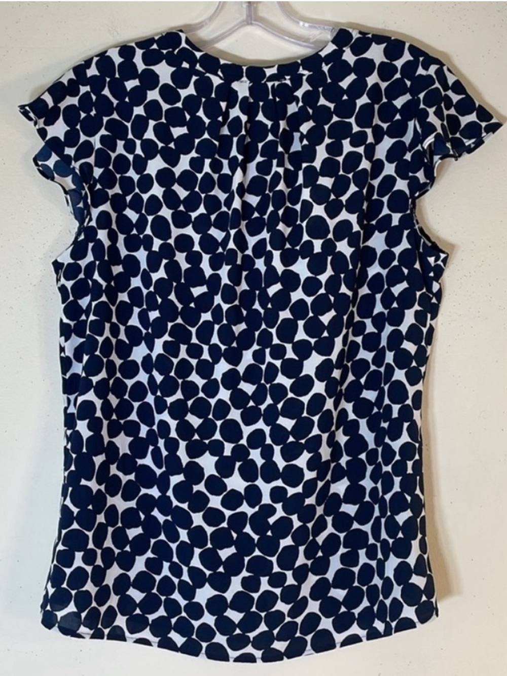 Calvin Klein Tallia Flutter Sleeve Blouse Navy Dot. Small. NWT. $78! - Picture 11 of 13